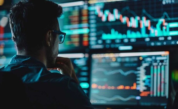 Insider Selling Signals Picture